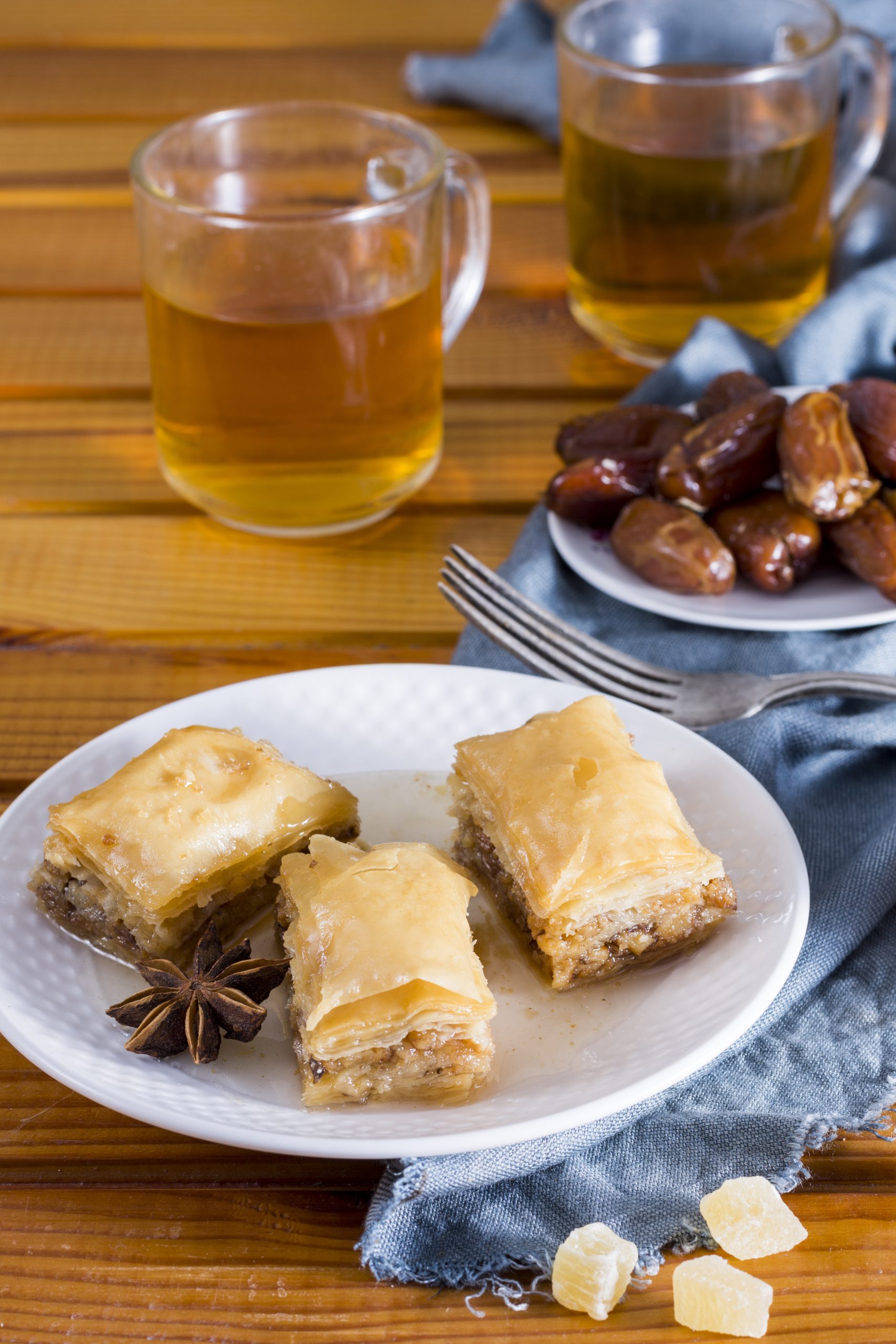 BAKLLAVA ME ARRA 2200 (T38)