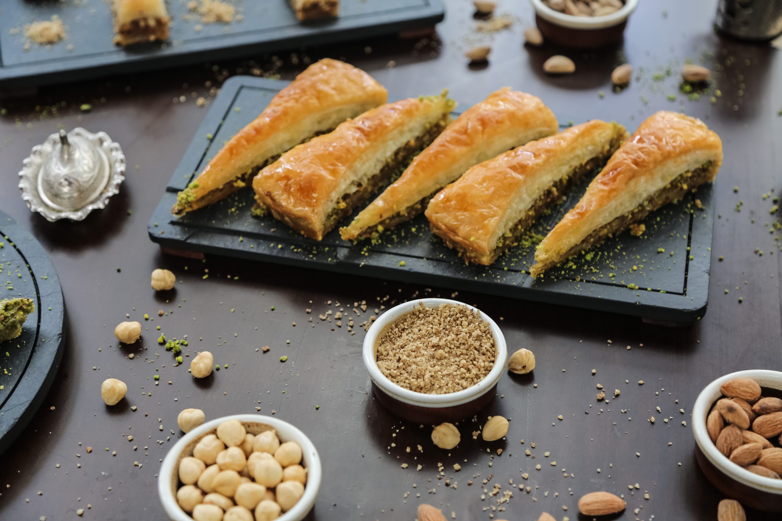 BAKLLAVA ME STIKA (RACIONE) CIG
